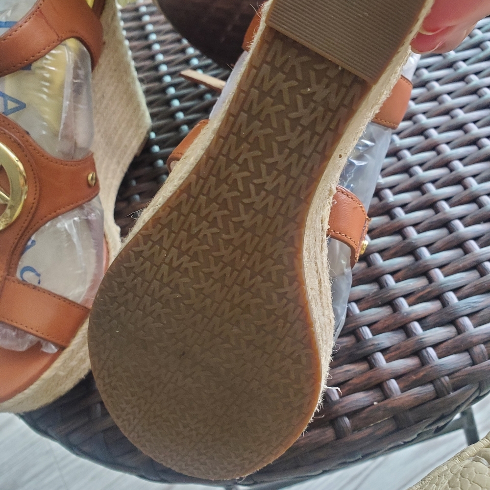 MK sandals - Picture 8 of 8
